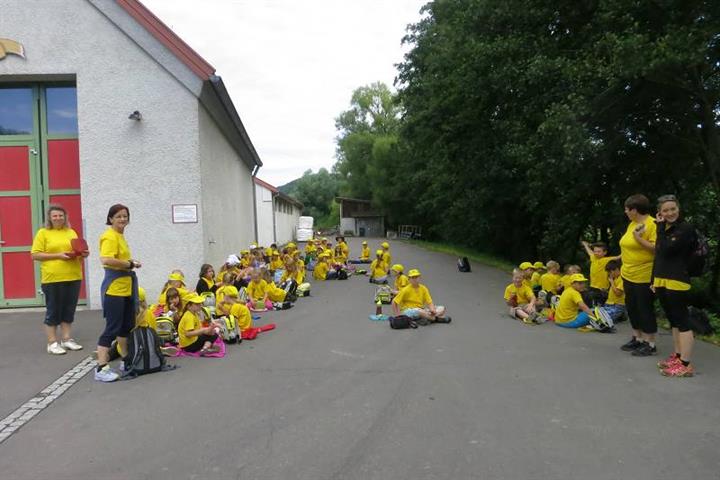 Volksschule - Schulausflug 2014  - Riegersburg